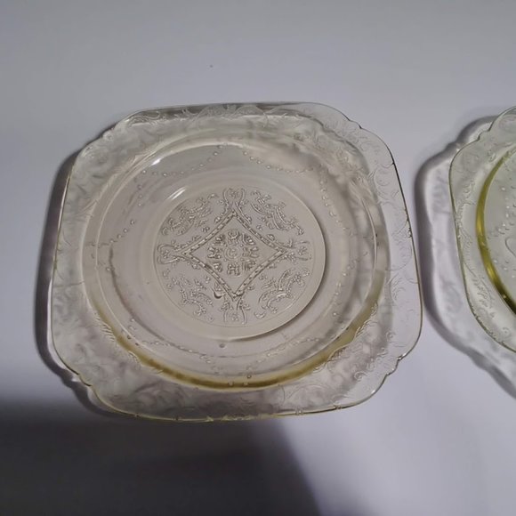 10 Vintage Green Depression Glass Dessert Plates